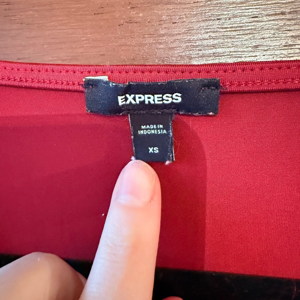 Express Draped Blouse - Picture 3 of 6